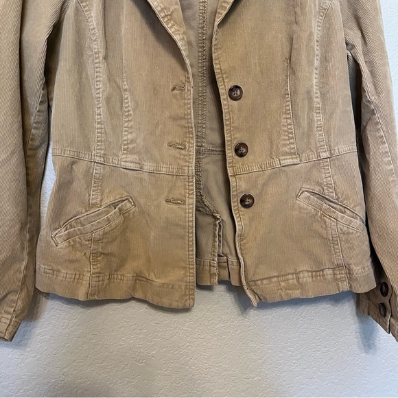St. John's Bay Stretch Tan Corduroy Women's Jacket Size Medium Fits Small - Picture 4 of 7